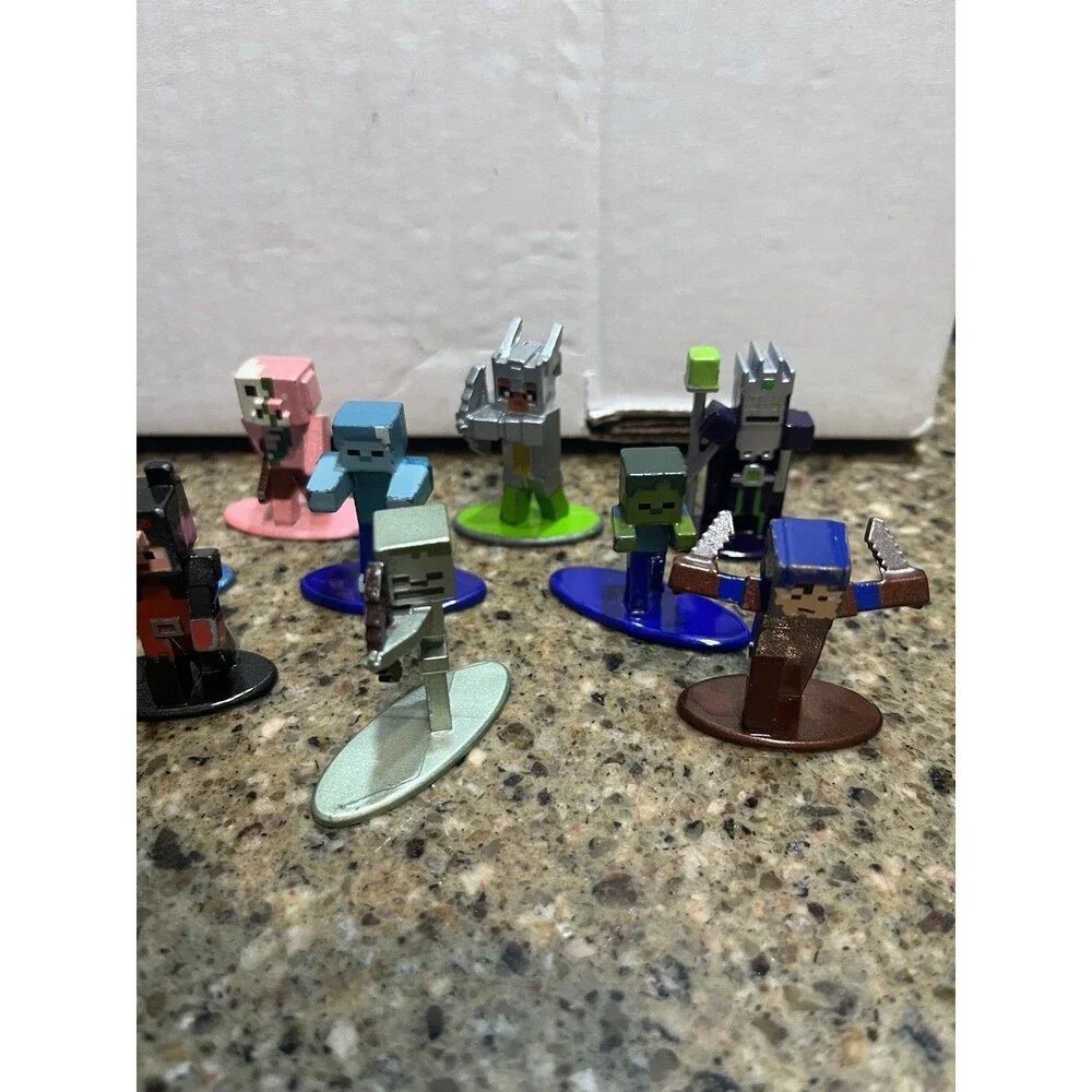 Mixed Lot Off 15 Minecraft Metal Minis  1.5” - 2” Tall